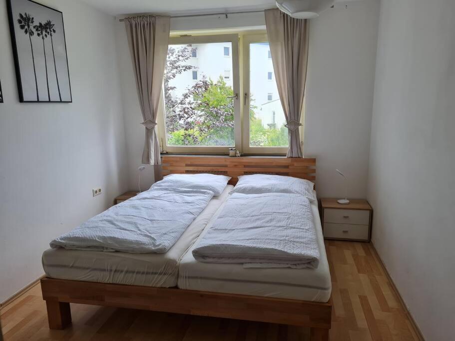 Farawayhomes #4 Apartment